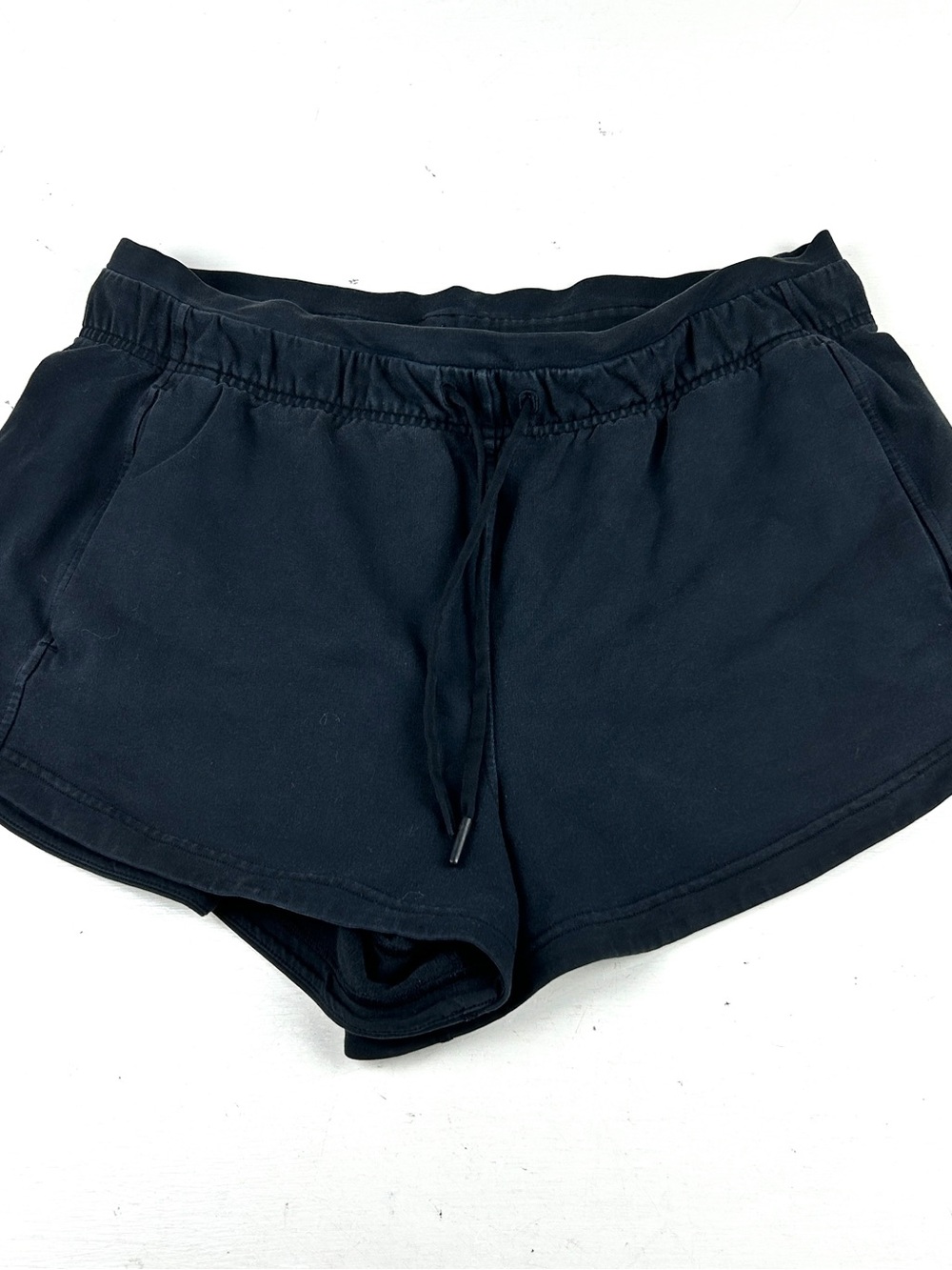 Lululemon Shorts Size 10 Black Inner Glow Sweat Shorts Pockets Short Gym LW7BDRS